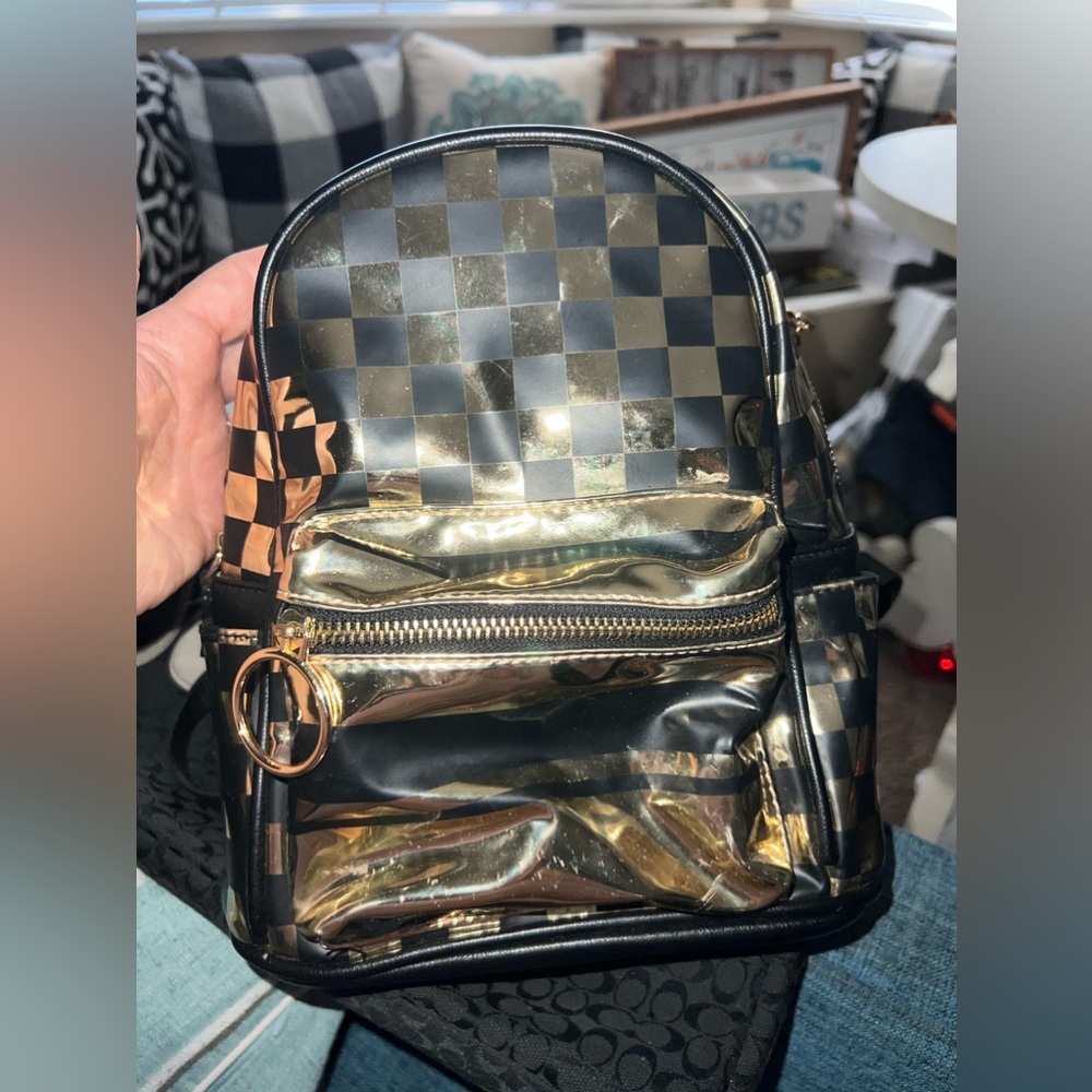 Mini‎ backpack checkered gold & black